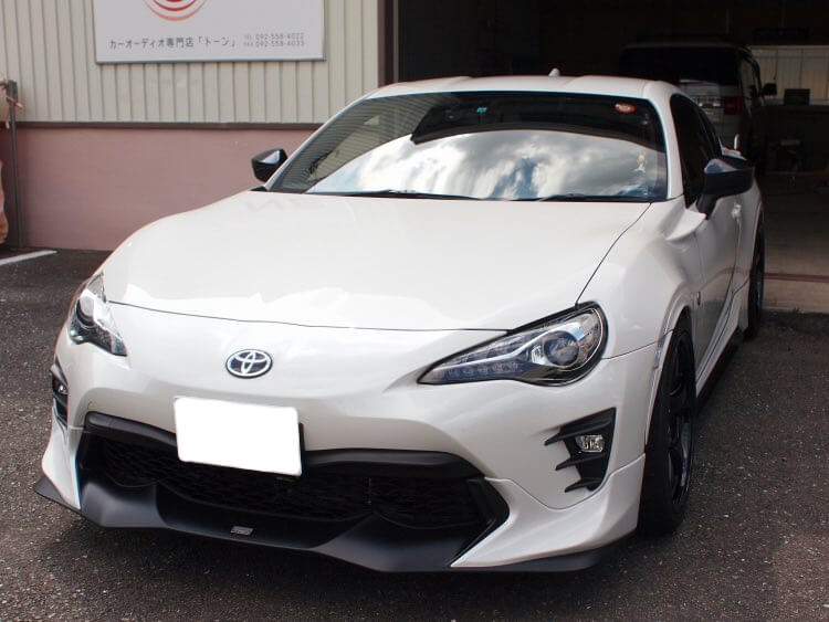 トヨタ ８６ にスピーカー取付ミドルコースを行いました