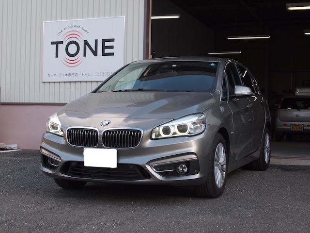 ＢＭＷ ２１８ｄ（Ｆ４５）スピーカー交換作業