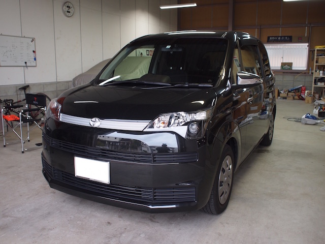 トヨタ スペイド ナビゲーション取り付け作業