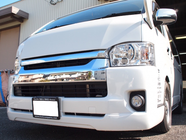 トヨタ ハイエースにウォークマン専用ホルダーを製作いたしました