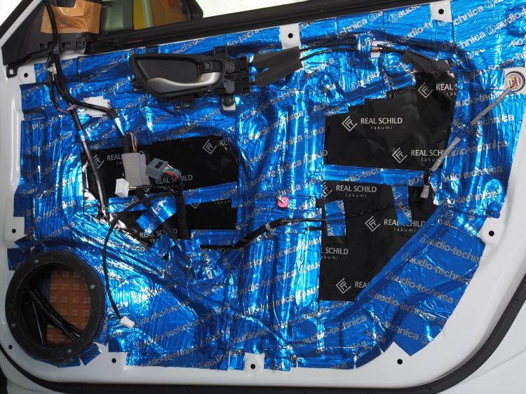 ドア制振デッドニング