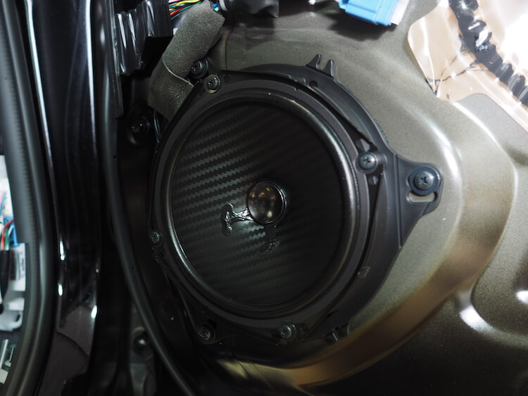 トヨタ エスクァイア スピーカー交換作業
