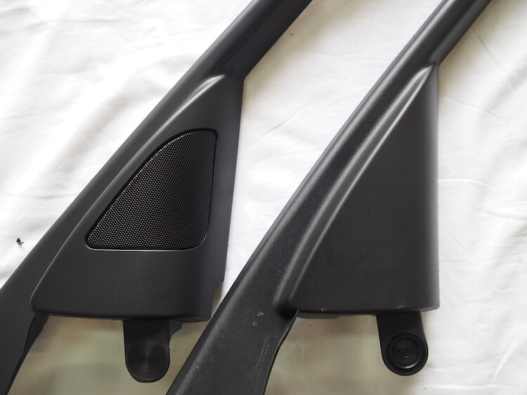 ＢＭＷ ３シリーズ スピーカー交換作業