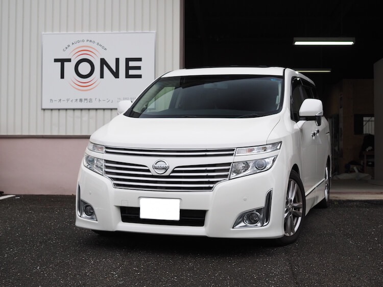 日産 エルグランド オーディオ取り付け作業