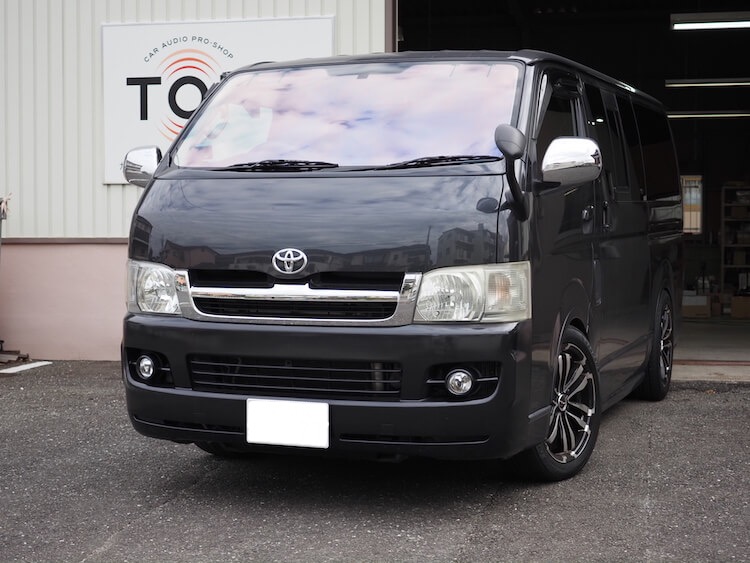 トヨタ ハイエース アンプ内蔵プロセッサー（ＤＳＰ）取り付け