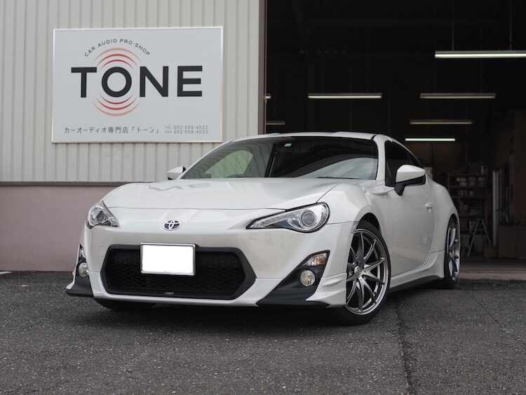 トヨタ ８６ フロント３Wayスピーカー交換作業