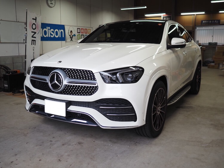 メルセデスベンツ ＧＬＥ サブウーファー取り付け