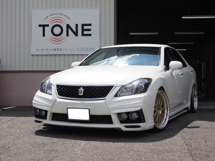 トヨタ クラウン ＤＳＰ取り付け手直し作業