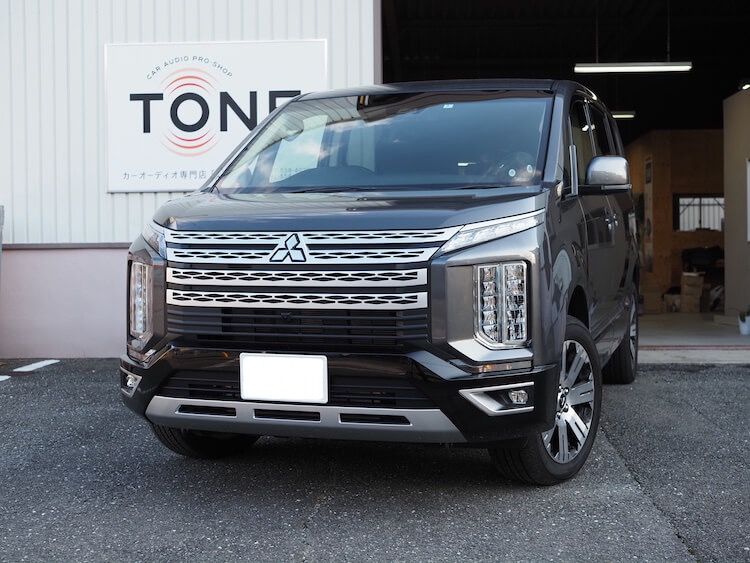 ミツビシ デリカ スピーカー交換、サブウーファー、アンプ取り付け