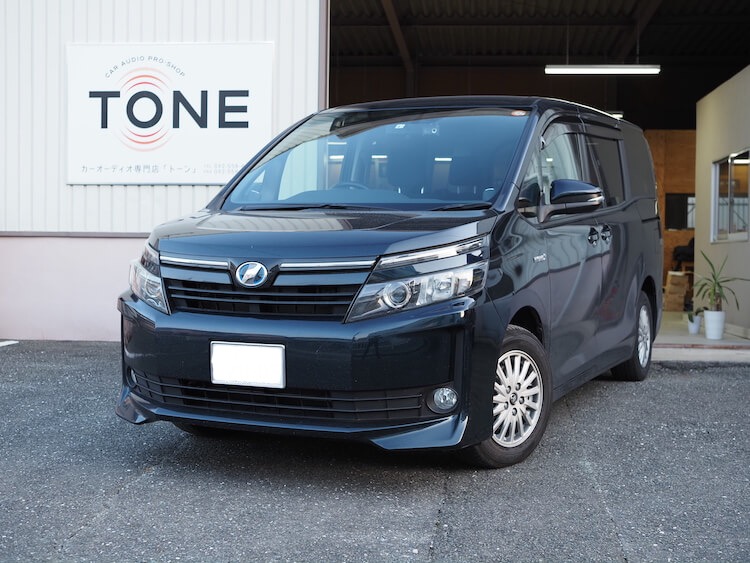 トヨタ ヴォクシー フロントスピーカー交換