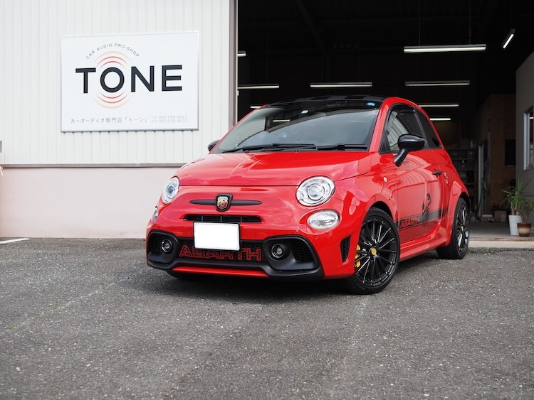 アバルト ５９５ フロントスピーカー交換とサブウーファー取り付け