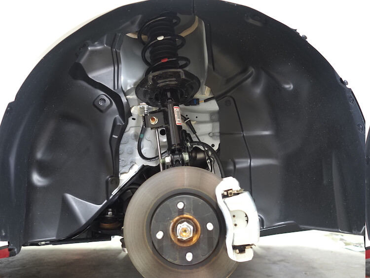 日産 ノート オーラ タイヤハウスとボンネットの静音