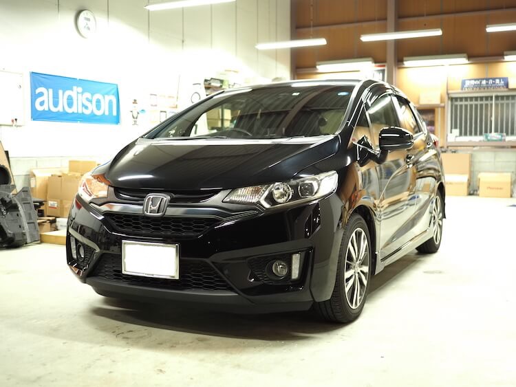 ホンダ フィット フロントドア制振作業