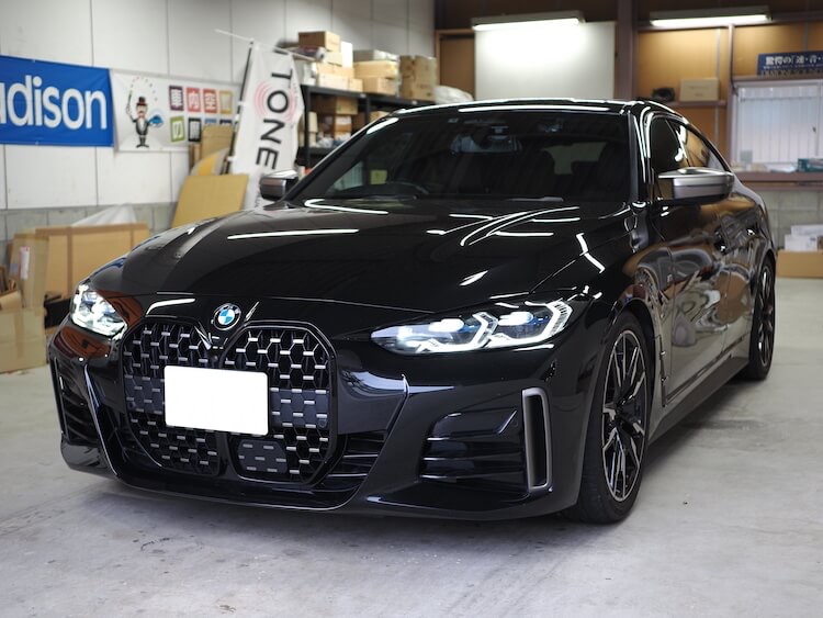 ＢＭＷ Ｍ４４０ｉ グランクーペ フロントスピーカー、センタースピーカー、シート下ウーファー交換