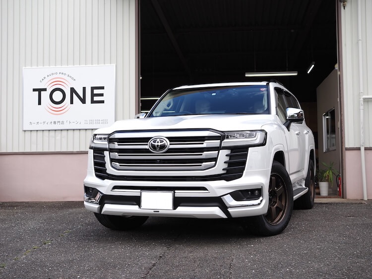 トヨタ ランドクルーザー ミッドレンジとセンタースピーカー交換