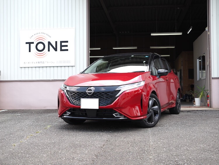 日産 オーラ サブウーファー取り付け