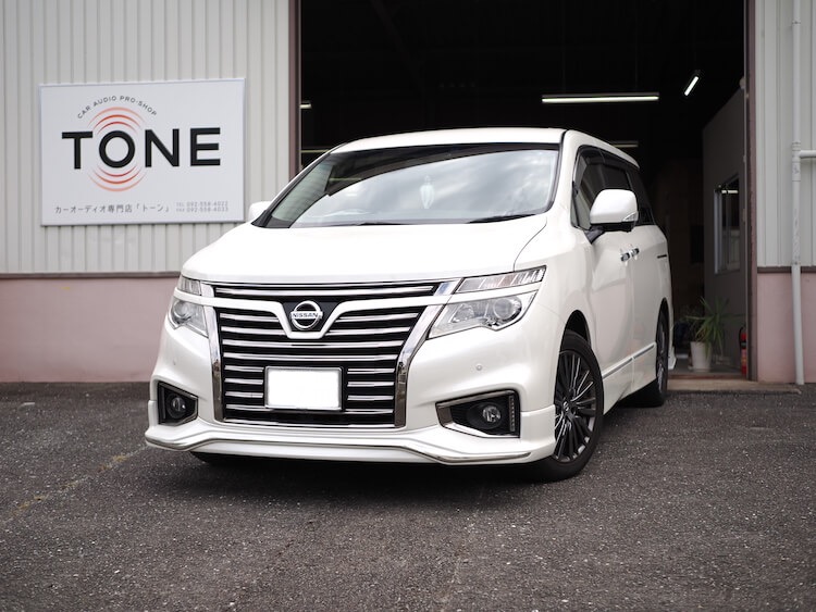 日産 エルグランド スピーカー交換とサブウーファー取り付け