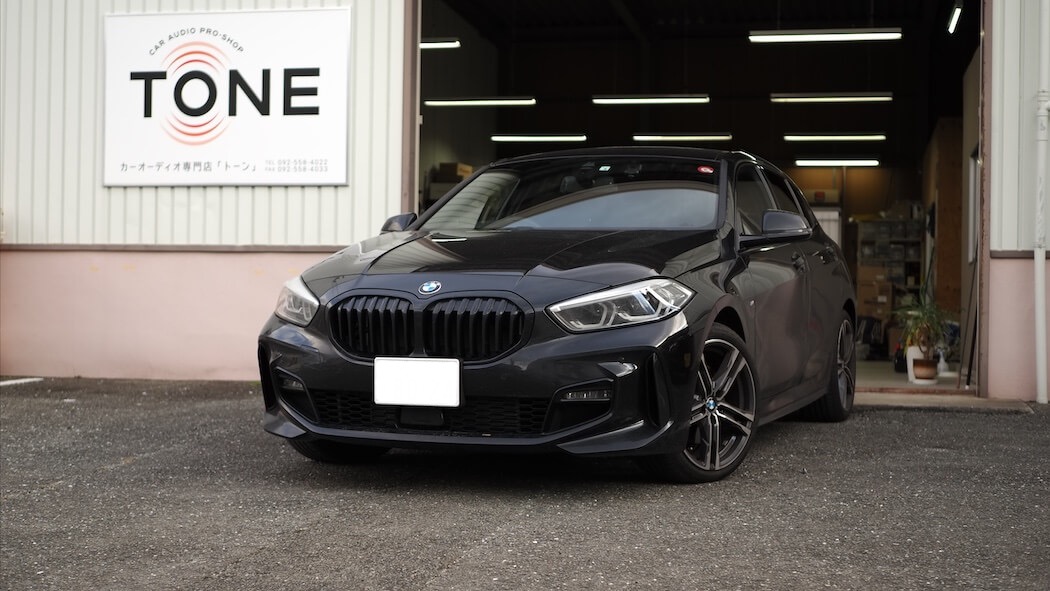 ＢＭＷ １１８ｄ シート下ウーファー交換