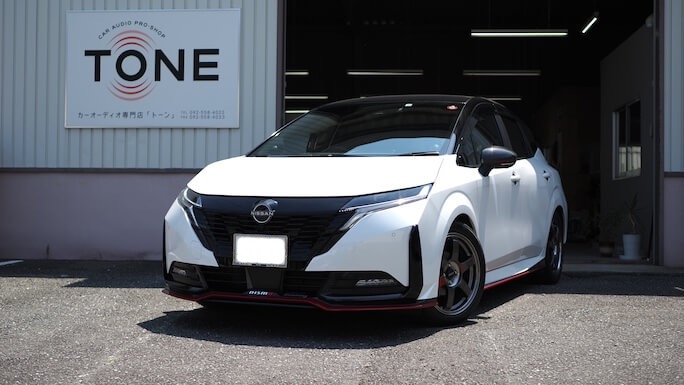 日産 オーラ パワードサブウーファー追加