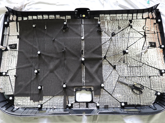 トヨタアルファードのリアゲート