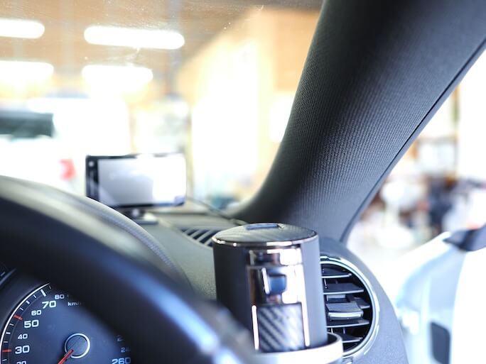 アウディTTのフロントピラー